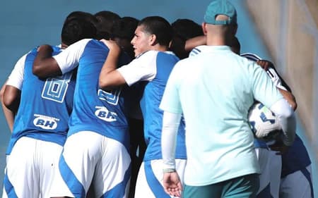 Time Sub-20 do Cruzeiro (Foto: Gustavo Martins / Cruzeiro)