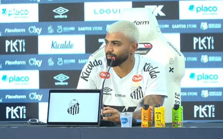 Gabigol em apresentação no Santos (Foto: Reprodução Santos TV)