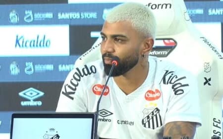 Gabigol em apresentação no Santos (Foto: Reprodução Santos TV)