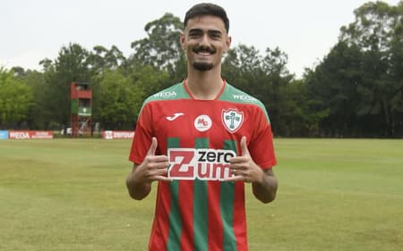 Matheus Cadorini, atacante da Portuguesa (Foto: Divulgação)
