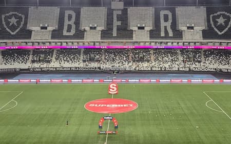 Estádio Nilton Santos é a casa do Botafogo (Foto: Leonardo Bessa/Lance!)