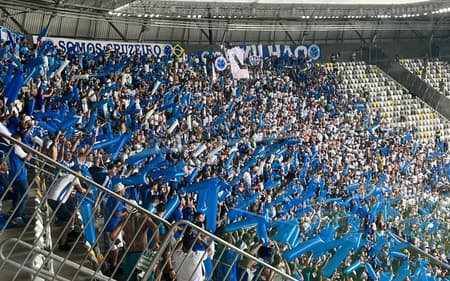Torcida do Cruzeiro na Arena MRV (Foto: Eduardo Statuti/Lance!)