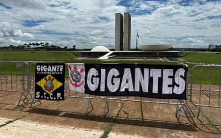 Presença da Fiel chama atenção em Brasília