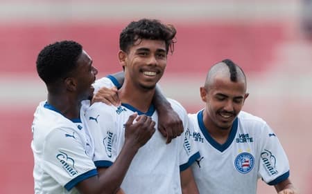 João Andrade comemora gol do Bahia na Copinha (Foto: divulgação / EC Bahia)