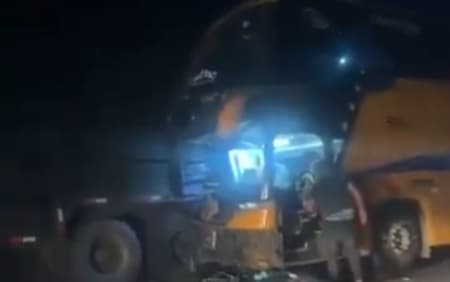Acidente com ônibus do Águia de Marabá deixou um morto