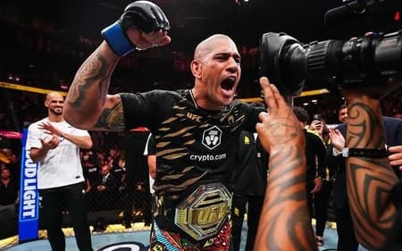 Vingança de Poatan foi um dos grandes momentos do Brasil no UFC em 2025 (Foto: Reprodução Instagram Alexpoatanpereira)