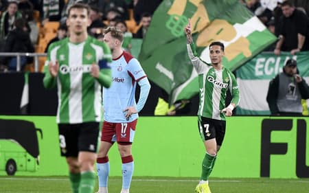 FBL-EUR-C3-REAL BETIS-FEYENOORD