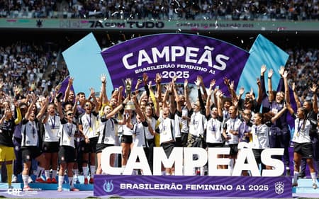 Corinthians campeão do Brasileirão Feminino 2025 diante do Cruzeiro. (Foto: Rafael Ribeiro/CBF)
