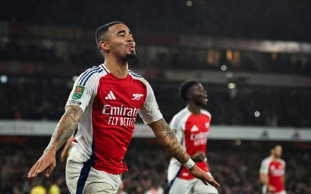 Gabriel Jesus foi o grande destaque do Arsenal pela Copa da Liga Inglesa (Foto: Glyn Kirk/AFP)