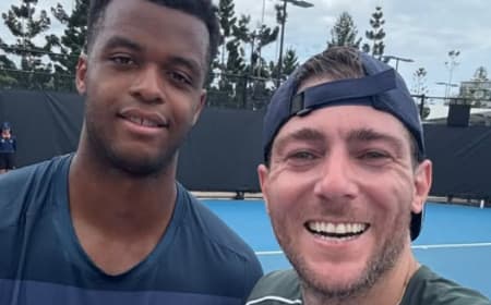 O francês Giovanni Perricard (e) e o brasileiro Marcelo Deomoliner (Reprodução)