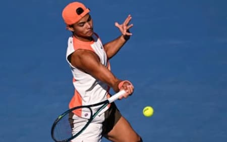 Guto Miguel avançou na chave juvenil do Australian Open (Reprodução)
