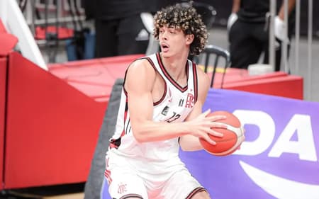 Manel em ação pelo Flamengo (Foto: Reprodução/Instagram)