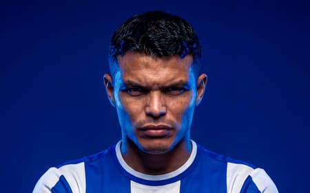 Thiago Silva em anuncio pelo Porto (Foto: Divulgação/Porto)