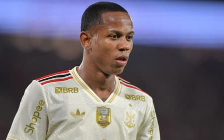 Wallace Yan, do Flamengo (Foto: Thiago Ribeiro/Agif/Gazeta Press)