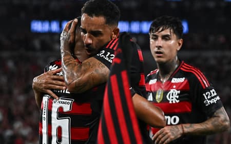 Samuel Lino Danilo Pulgar Flamengo Ceará Brsileirão