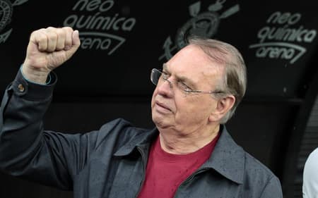 Osmar Stabile, presidente do Corinthians (Foto: Peter Leone/O Fotografico/Gazeta Press)