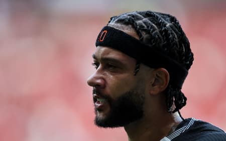 Memphis na final entre Flamengo e Corinthians (Foto: Mateus Bonomi/Agif/Gazeta Press)