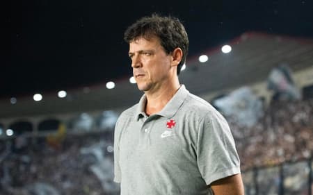 fernando diniz vasco chapecoense