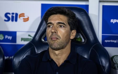 Abel Ferreira durante vitória do Palmeiras contra o Capivariano. (Foto: JHONY INACIO/AGENCIA ENQUADRAR)