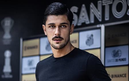 João Basso tem contrato com o Santos até o final deste ano. (Foto: Raul Baretta/ Santos FC)