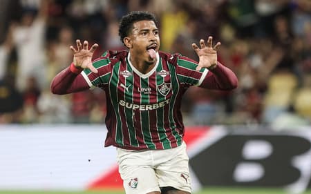 John Kennedy comemora gol em Fluminense x Flamengo (Lucas Merçon/ Fluminense FC)