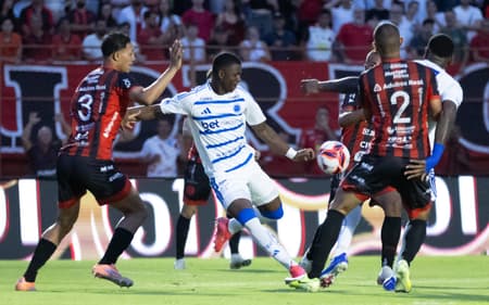 Néiser Villareal (Foto: Gustavo Aleixo/Cruzeiro)