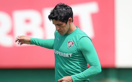 Cano em treino pelo Fluminense no CT Carlos Castilho (Foto: Marcelo Gonçalves / Fluminense FC)