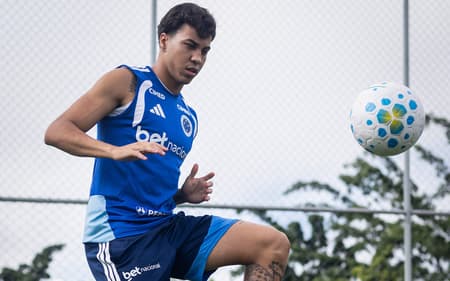 Treino, na Toca 2. (Foto: Gustavo Aleixo/Cruzeiro)