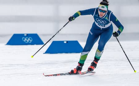 Atleta Brasileira Eduarda Ribera competindo na prova de Sprint do Cross Country nos Jogos Olímpicos de Inverno Milao-Cortina 2026 Foto: Gabriel Heusi/COB