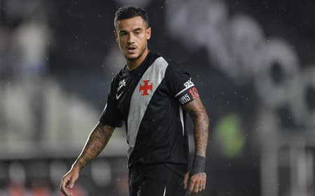 Coutinho jogador do Vasco durante partida contra o Chapecoense