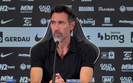 Domínguez apresentado no Atlético(Foto: Artur Henrique / Lance!)