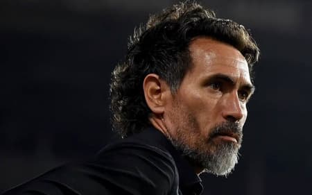 Eduardo Domínguez novo tecnico do Galo (Reprodução Estudiantes)