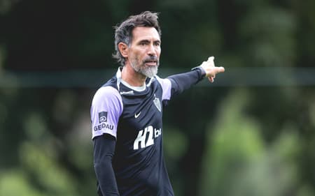 Domínguez primeiro treinamento no Atlético (Foto: Pedro Souza / Atlético)