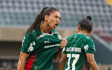 Bia Zaneratto comemora gol pelo Palmeiras. (Foto: Fabio Menotti/Palmeiras/by Canon)