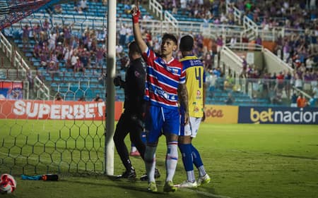Partida entre Fortaleza e Quixadá, pelo Campeonato Cearense (Foto: Leonardo Moreira/Fortaleza EC)