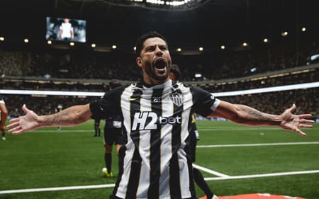 Hulk comemora gol no clássico (Foto: Pedro Souza / Atlético-MG)