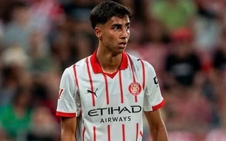 Vitor Reis em ação pelo Girona (Foto: Reprodução Instagram)