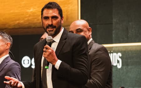 Ídolo do Flamengo, Athirson durante evento da Copa do Mundo de Lendas