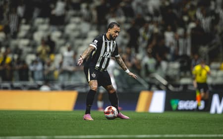 Maycon fala sobre problemas inadmissíveis do Atlético (Foto: Pedro Souza / Atlético)