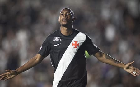 Rayan durante Vasco x Maricá (Foto: Matheus Lima/CRVG)
