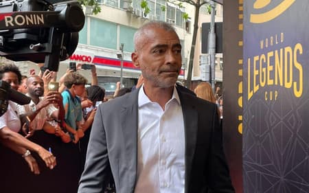 Romário no evento da World Legends Cup 2026, no Rio de Janeiro (Foto: Fernanda Gondim/Lance!)