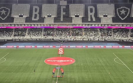 Estádio Nilton Santos é a casa do Botafogo (Foto: Leonardo Bessa/Lance!)