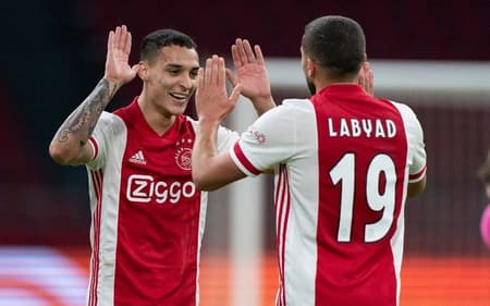 Zakaria Labyad jogou com Antony no Ajax (Foto: Reprodução/Instagram)