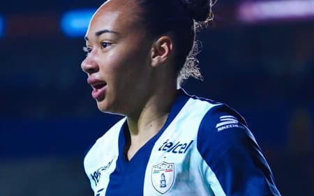 Aline Gomes, jogadora do Pachuca, foi convocada pela Seleção Brasileira. (Foto: Pachuca/Divulgação)