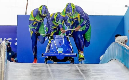 Equipe brasileira disputou a primeira final olímpica do bobsled em Pequim 2022