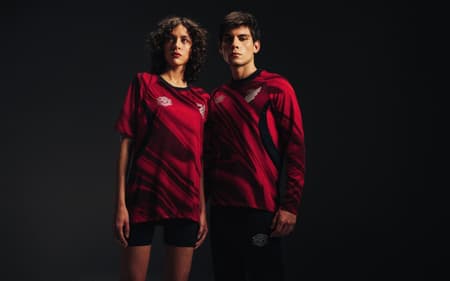 Athletico-PR lançou novos uniformes (Foto: Divulgação/Umbro)