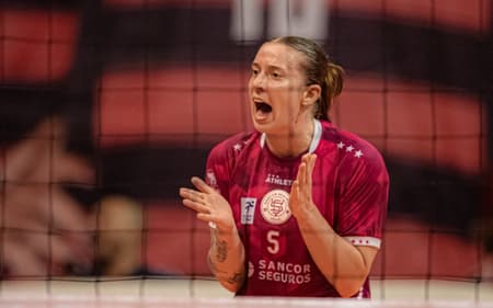 Jaque em Maringá x Sesc RJ Flamengo na Superliga (Foto: Paula Reis/ Flamengo)