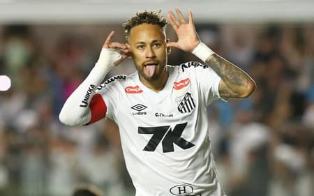 Neymar comemora gol marcado diante do Mirassol (Foto: Mauricio De Souza/AGIF / Gazeta Press)