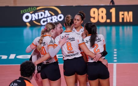 Osasco está na final do Sul-Americano de vôlei (Foto: Carolina Oliveira)