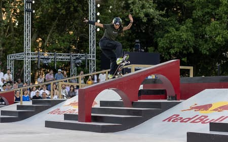 Rayssa Leal integra a seleção de skate street para a temporada